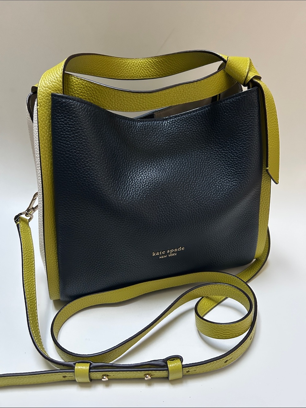 Kate Spade ♠️ Knott Medium Crossbody